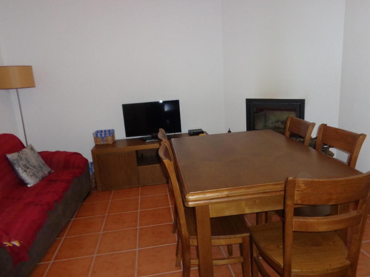 Recantos da Montanha度假屋 Candal  外观 照片